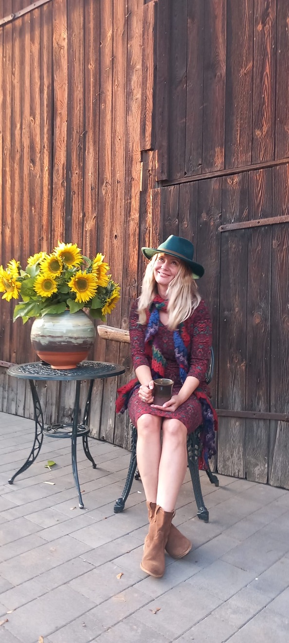 Anja at The Good Day Pottery Retreat